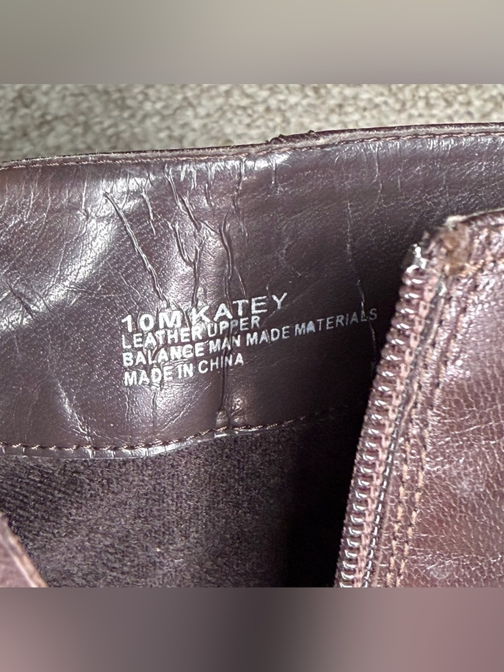 Etienne Aigner heeled ankle boots - Picture 3 of 13